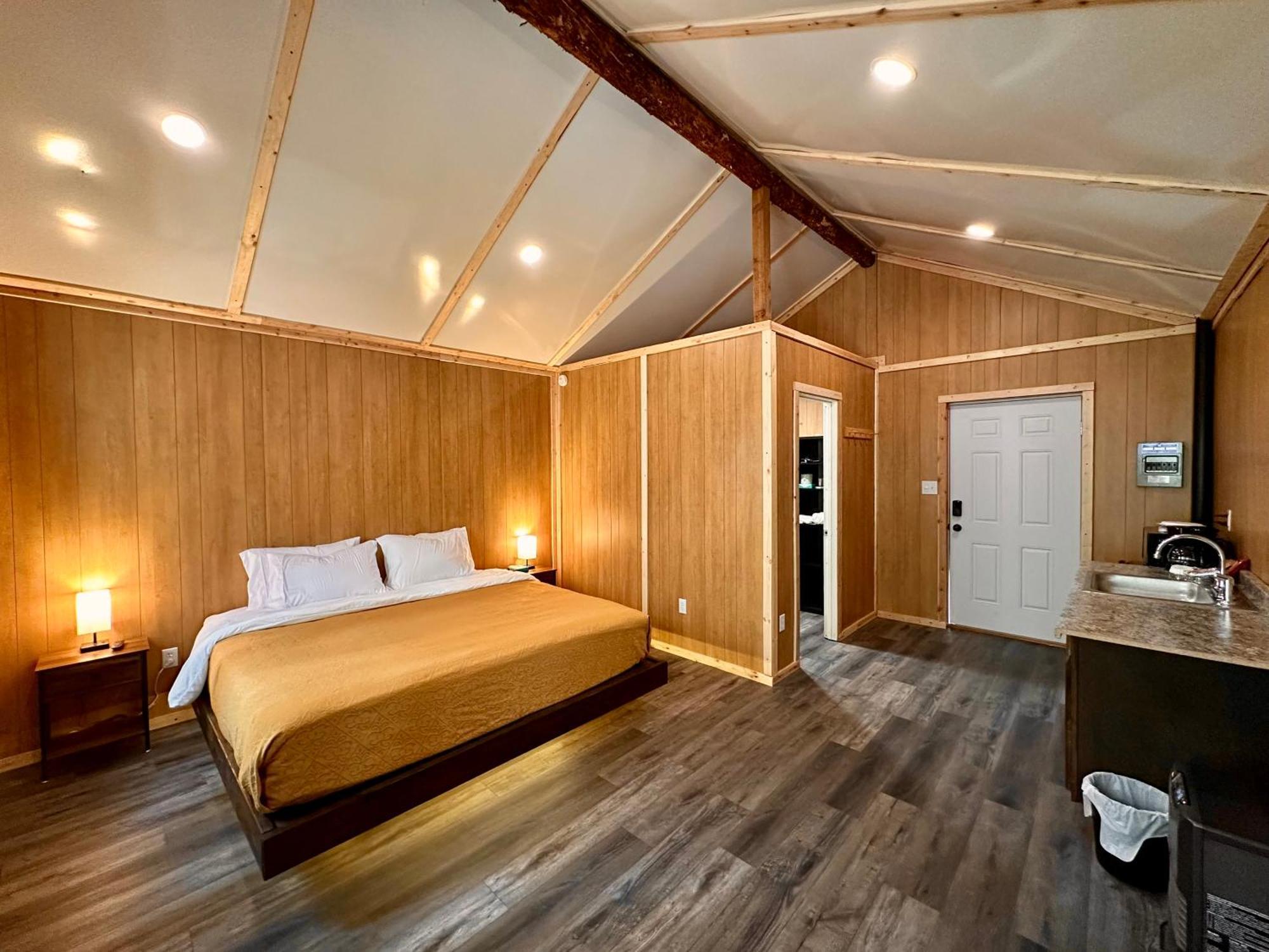 Roberts Lodge *
